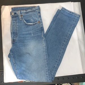 Levi’s 501 SKINNY WOMEN'S JEANS size 27 Waist 30 Length